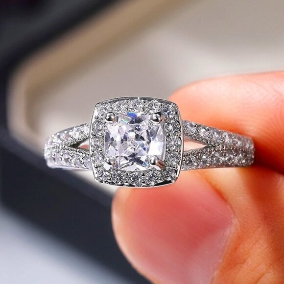 🔥NEW LUXURY 14K WHITE GOLD SQUARE GEM DIAMOND ENGAGEMENT RING FOR WOMEN, K774 - Picture 1 of 7